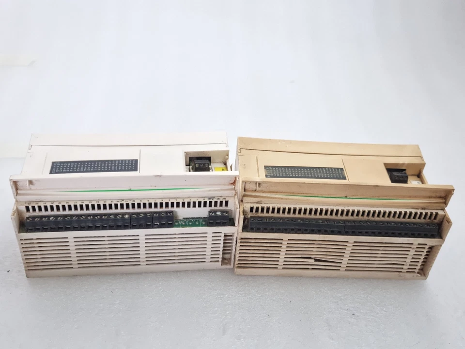 LOT OF 2 PCS SCHNEIDER TWIDO TWDLCDE40DRF 24VDC MADE IN INDONESIA FOR PARTS